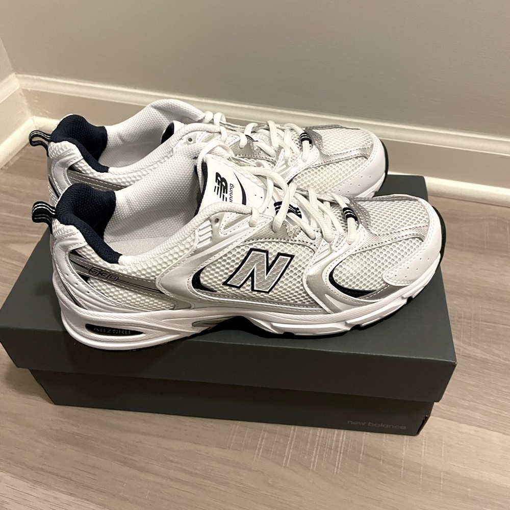 New balance 530 running shoes, mens size: 8, color: navy white
